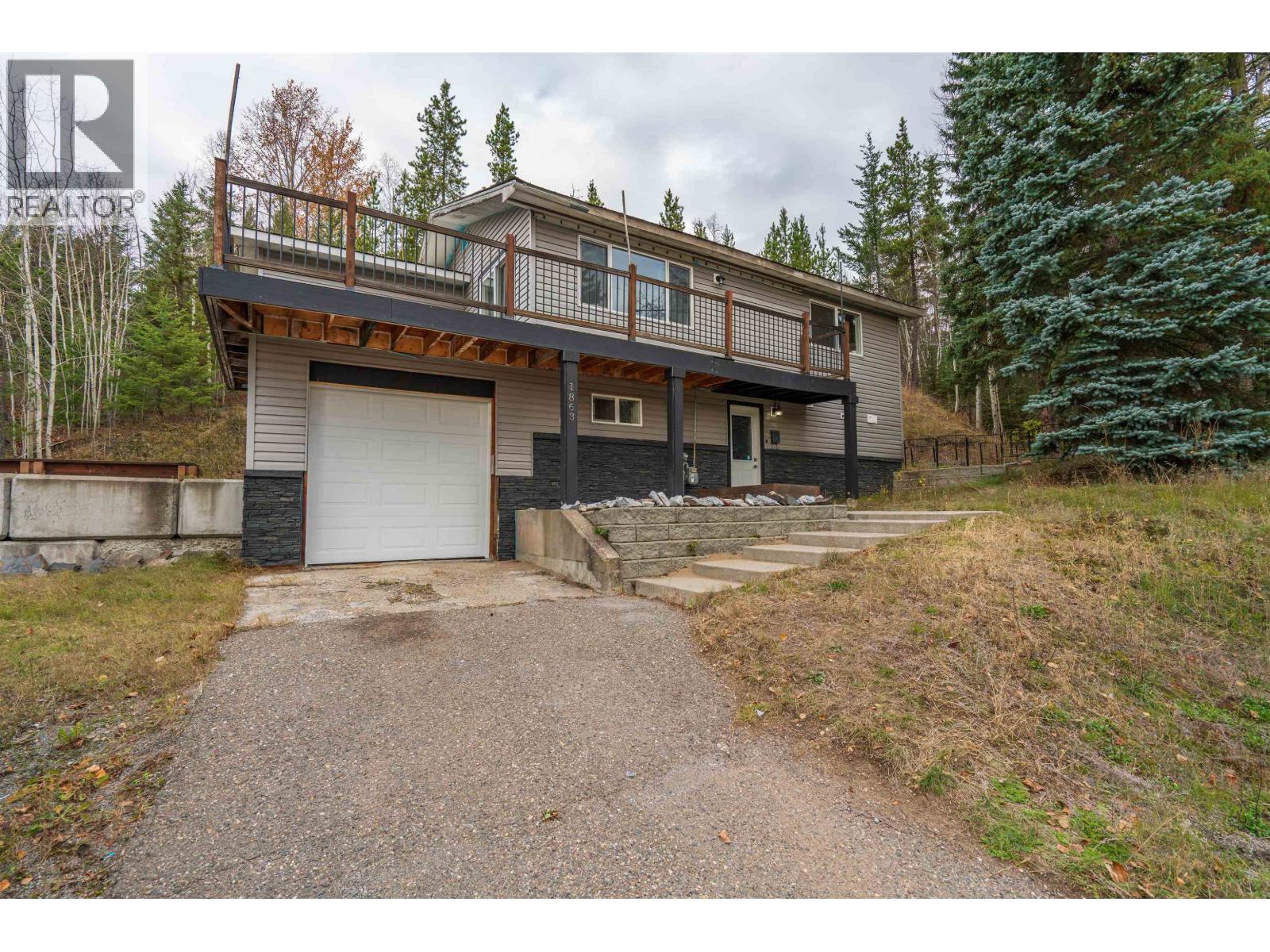 1863 Dubois Drive, Prince George, British Columbia  V2K 1L9 - Photo 2 - R3176390
