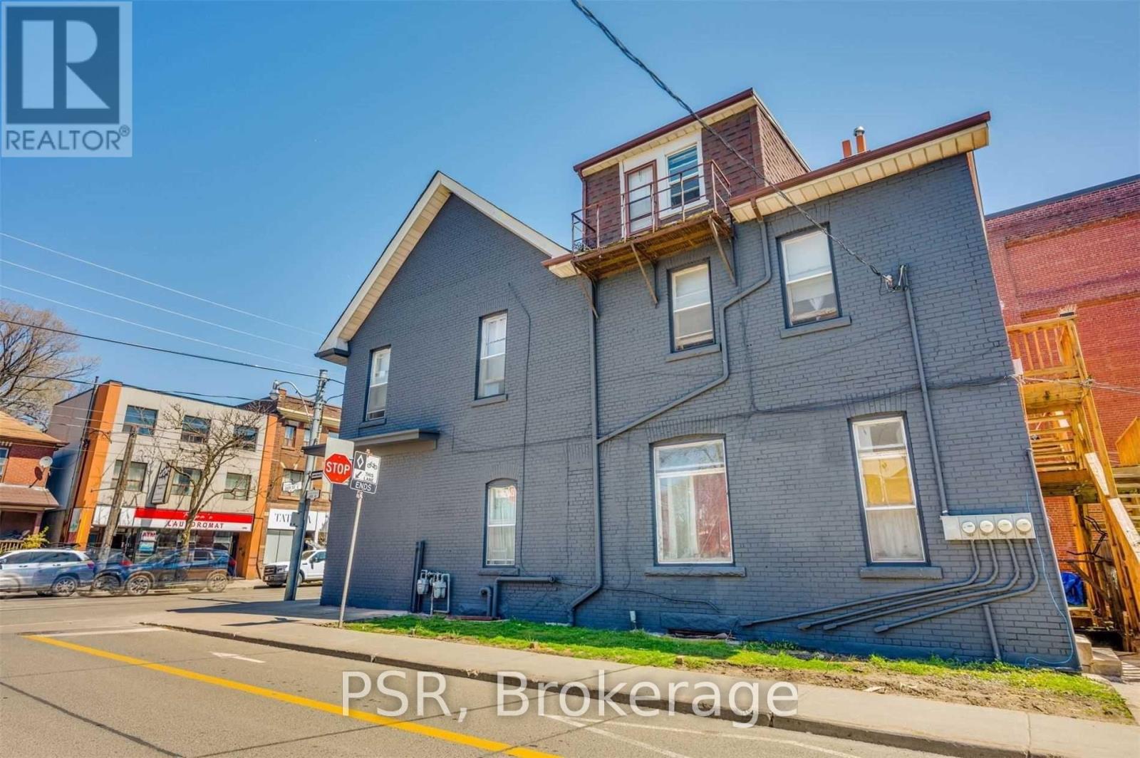 1349/1351 Queen Street E, Toronto, Ontario  M4L 1C7 - Photo 5 - E14095114