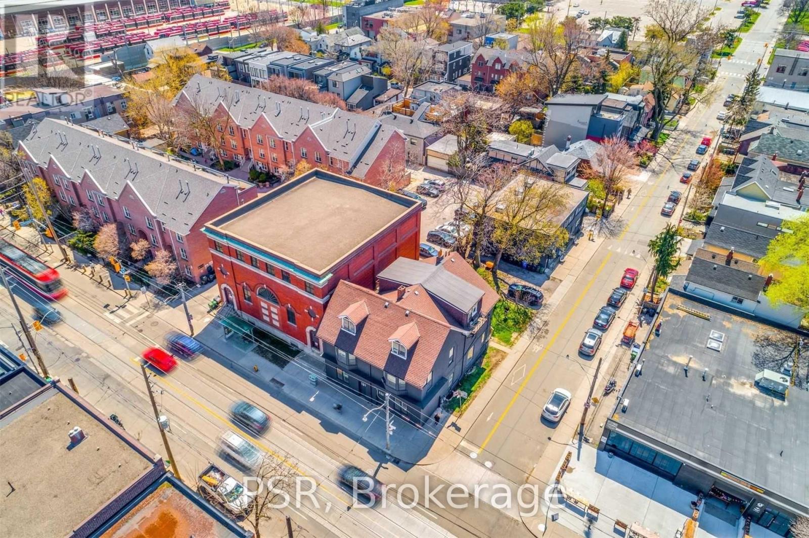 1349/1351 Queen Street E, Toronto, Ontario  M4L 1C7 - Photo 11 - E14095108