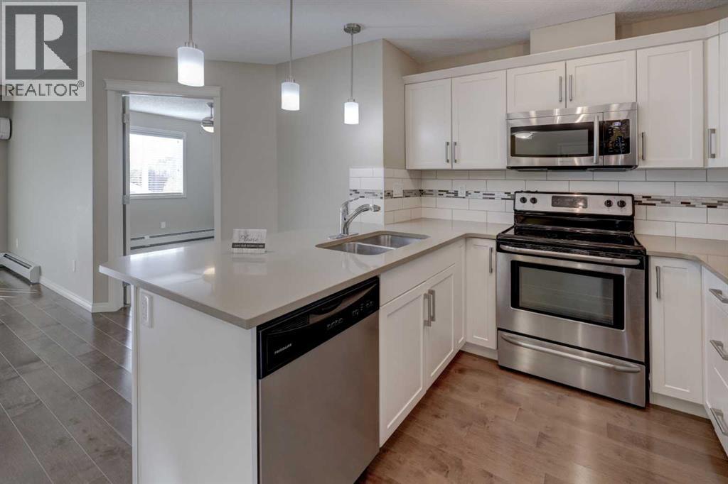 303, 406 Cranberry Park Se, Calgary, Alberta  T3M 1Y9 - Photo 9 - A2349758