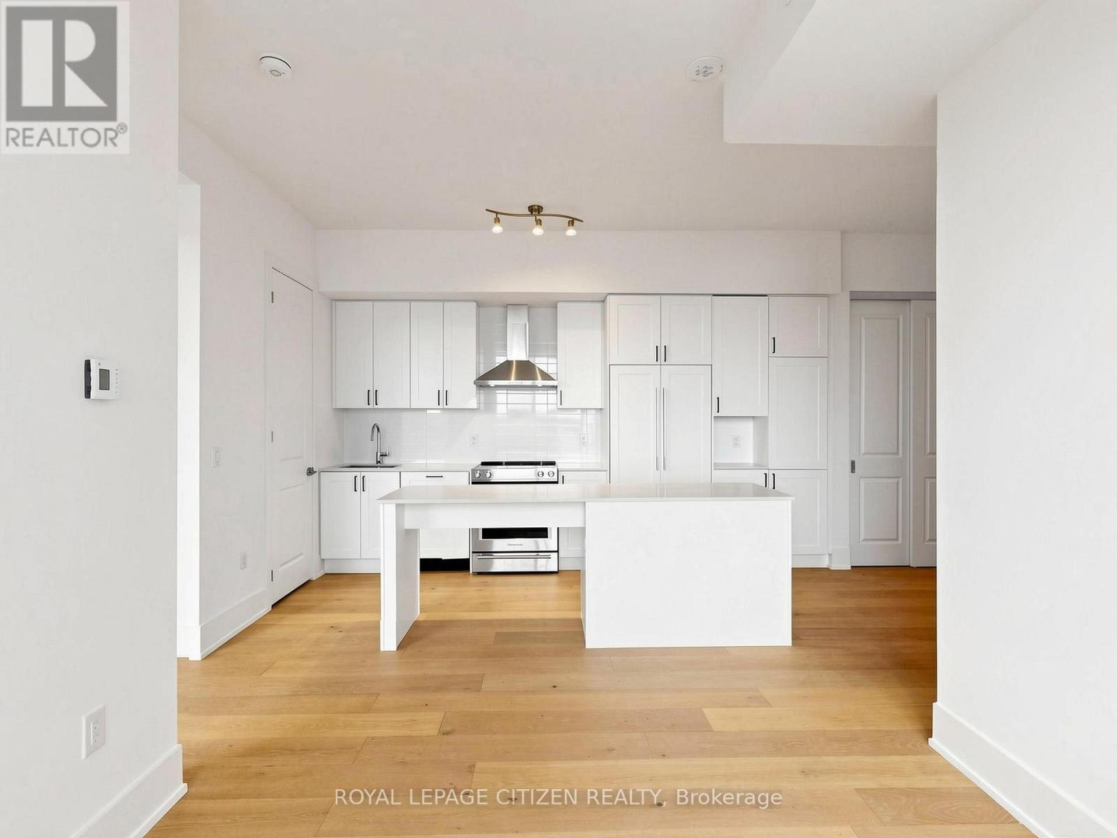701 - 1063 Douglas Mccurdy Comm, Mississauga, Ontario  L5G 0C5 - Photo 14 - W13604116
