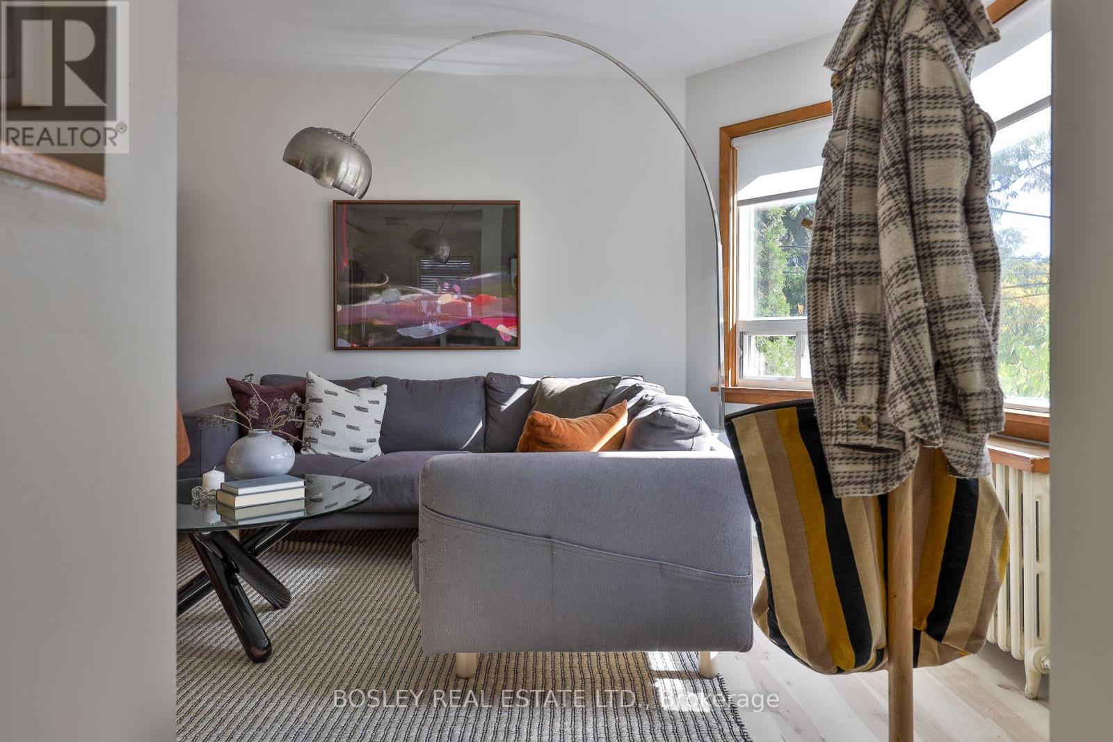 16 Delroy Drive, Toronto, Ontario  M8Y 1M7 - Photo 3 - W14095052