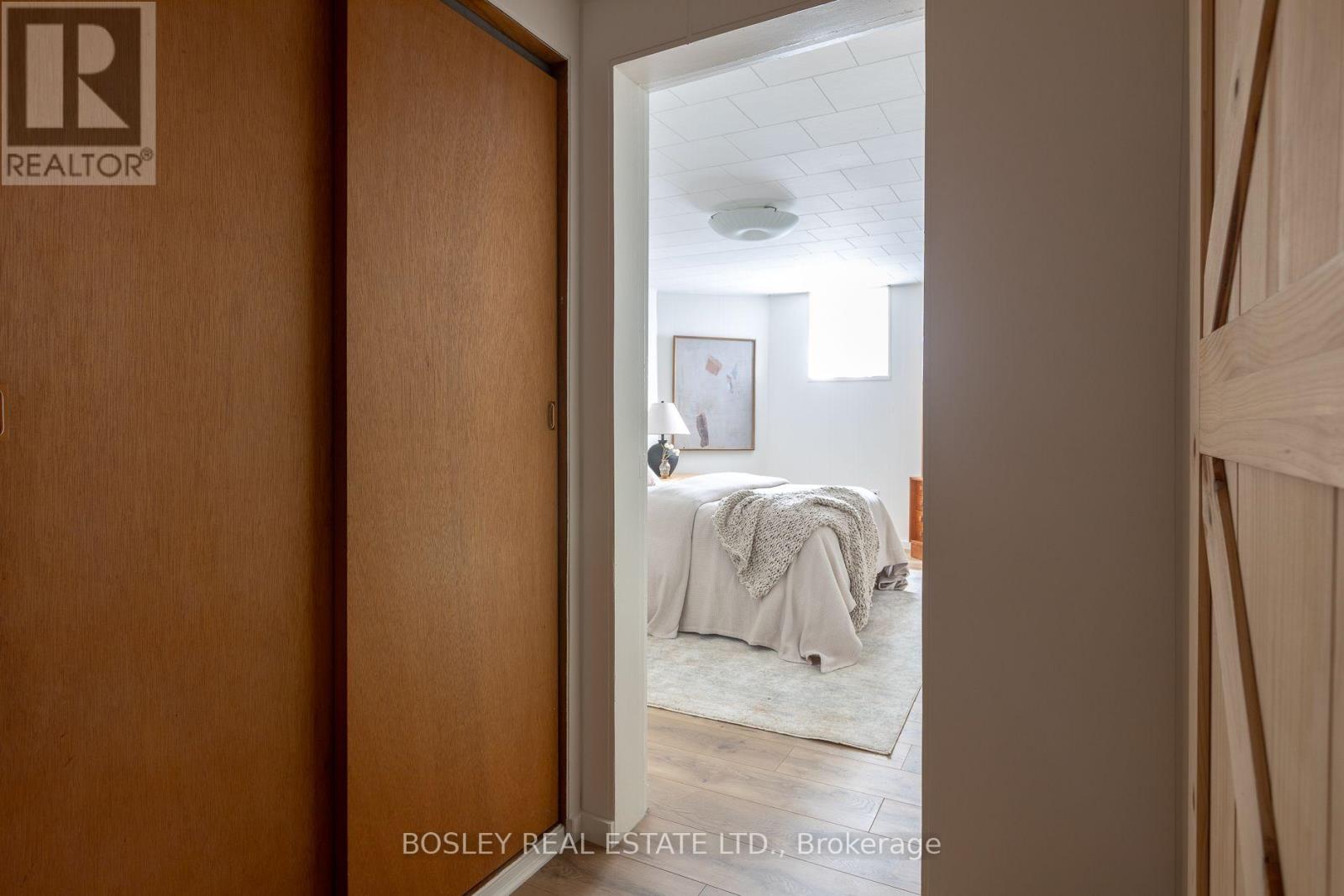 16 Delroy Drive, Toronto, Ontario  M8Y 1M7 - Photo 37 - W14095052