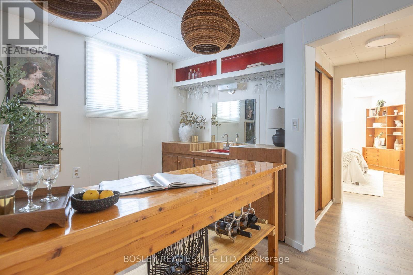 16 Delroy Drive, Toronto, Ontario  M8Y 1M7 - Photo 38 - W14095052