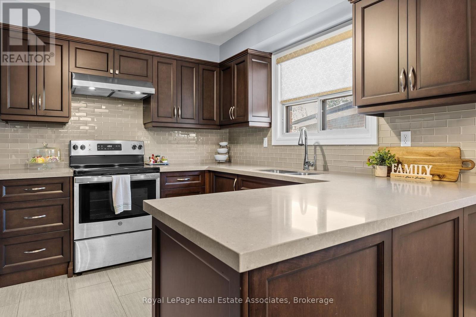 20 Honeywood Road, Toronto, Ontario  M3N 1B2 - Photo 20 - W14095058