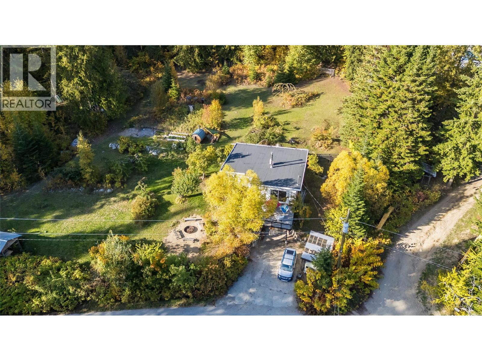 5995 Longbeach Road, Nelson, British Columbia  V1L 6P3 - Photo 4 - 10403828