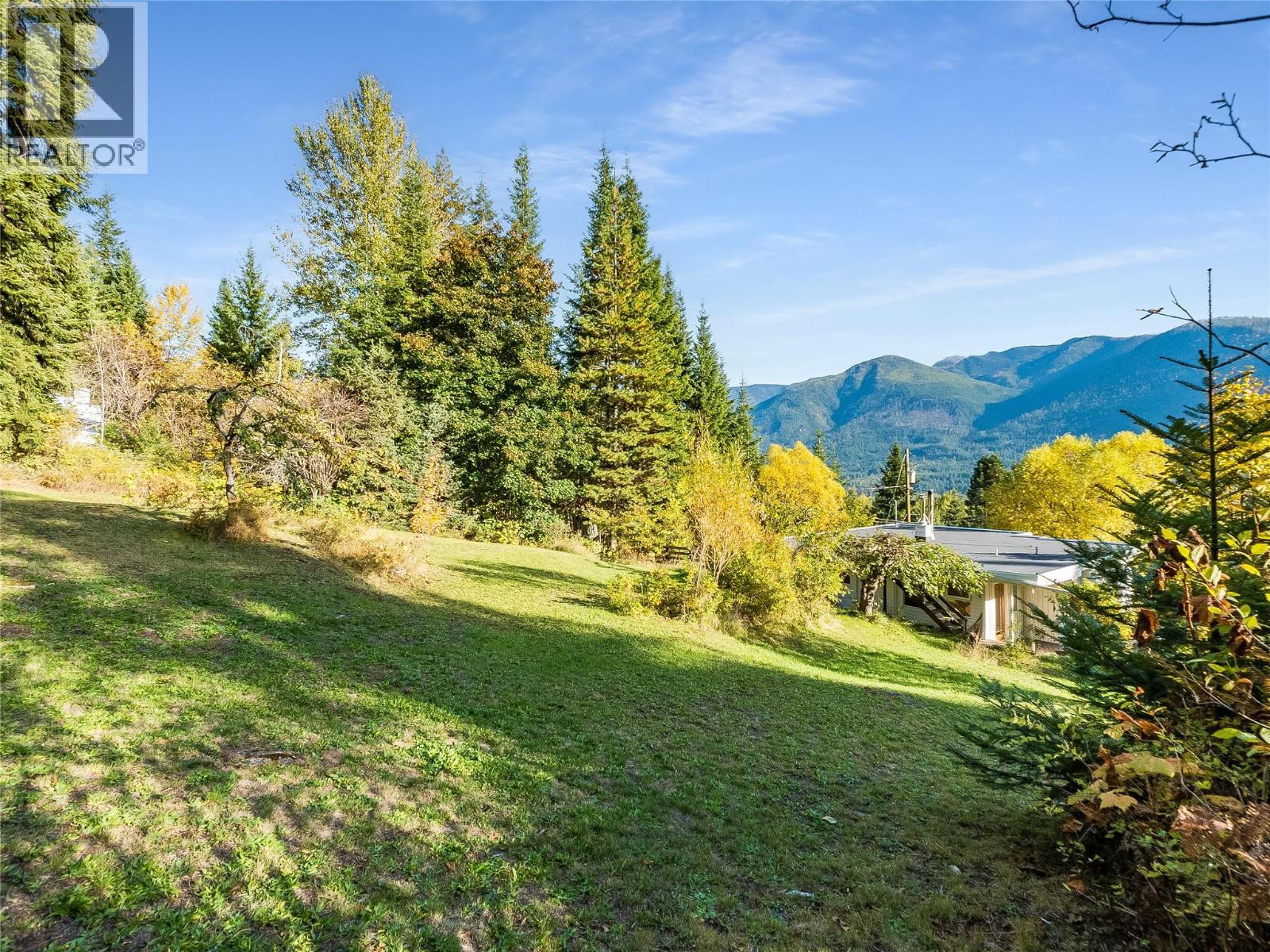 5995 Longbeach Road, Nelson, British Columbia  V1L 6P3 - Photo 62 - 10403828