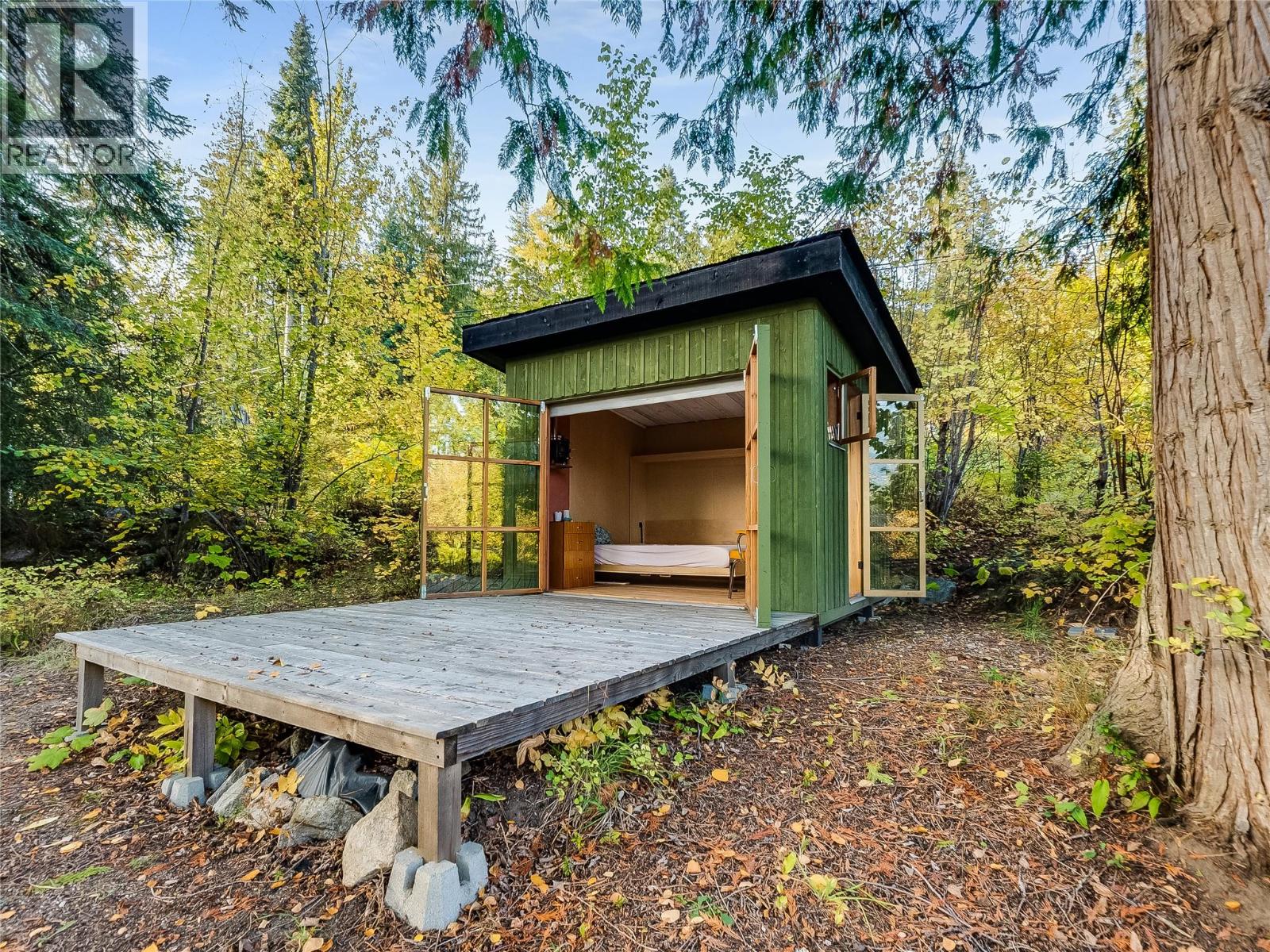 5995 Longbeach Road, Nelson, British Columbia  V1L 6P3 - Photo 74 - 10403828