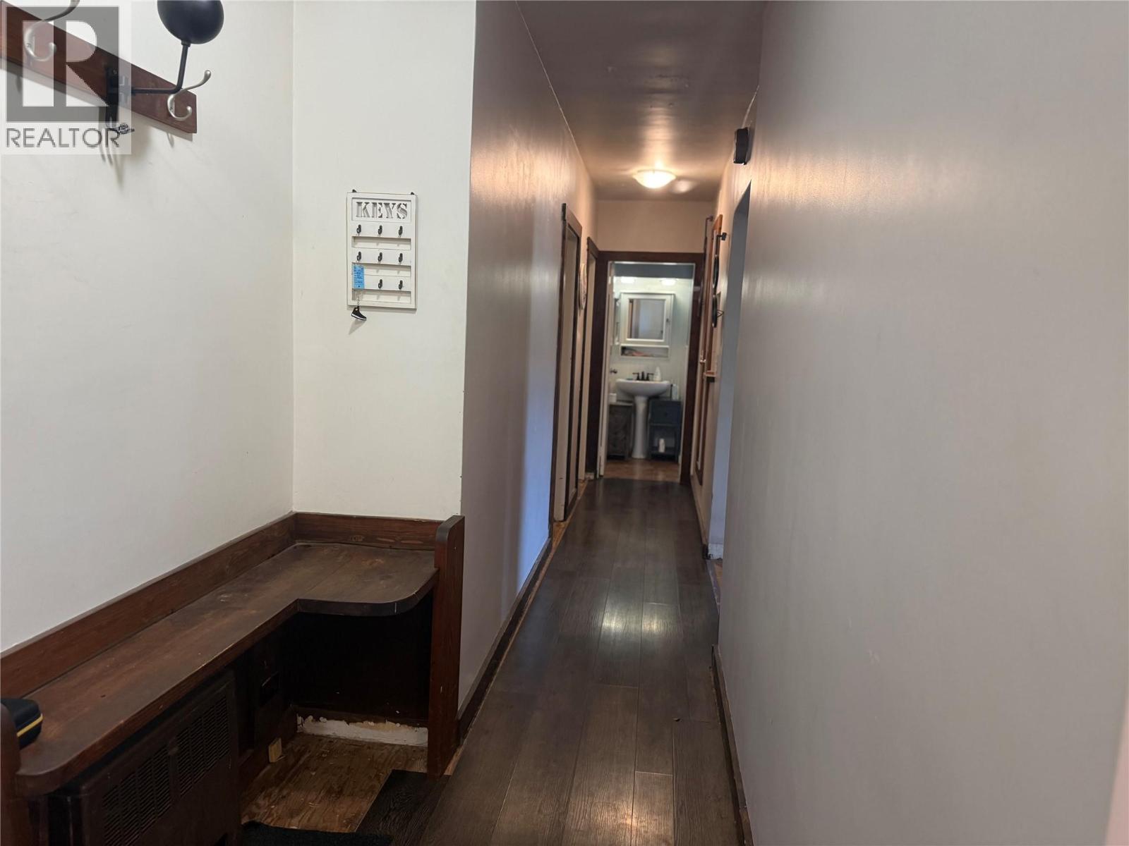 2600 Columbia Avenue, Castlegar, British Columbia  V1N 2X6 - Photo 6 - 10403927