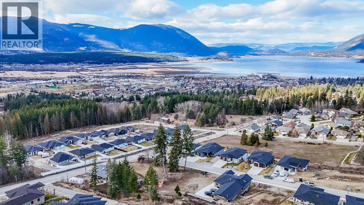 1060 16 Avenue SE, Salmon Arm, British Columbia  V1E 2R5 - Photo 20 - 10403992