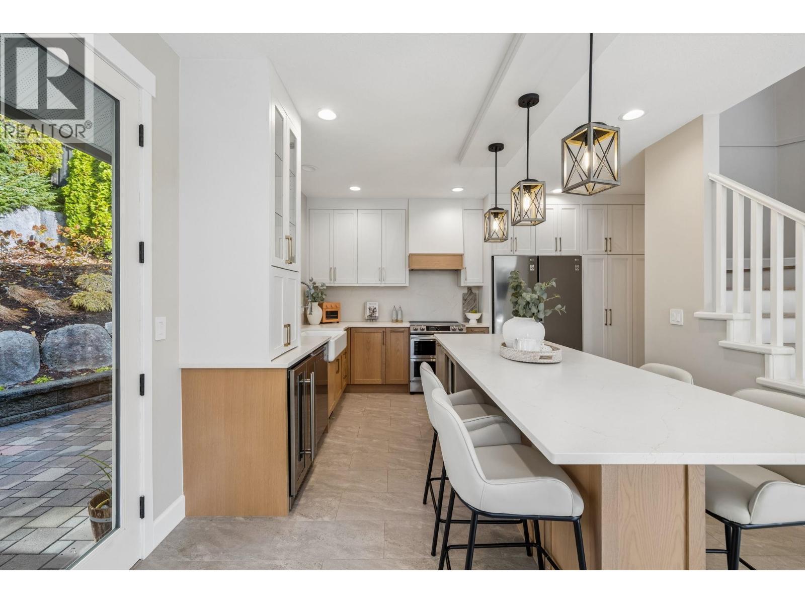 109 Greenleaf Court, Port Moody, British Columbia  V3H 5J7 - Photo 8 - R3176576