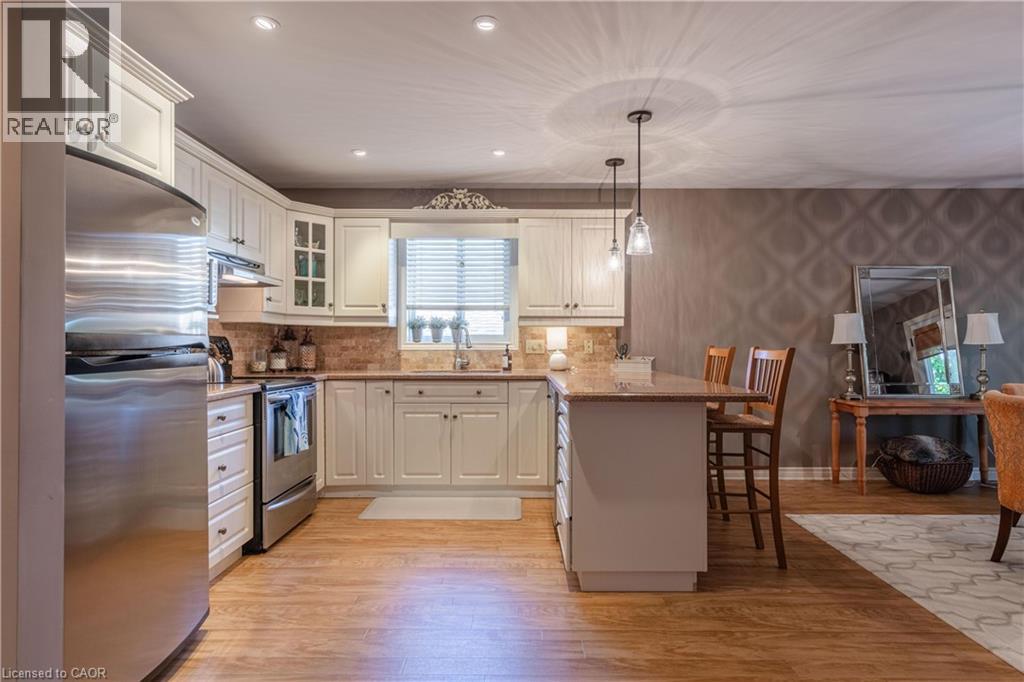 7919 Fleming Drive, Niagara Falls, Ontario  L2H 3H9 - Photo 7 - 40868552