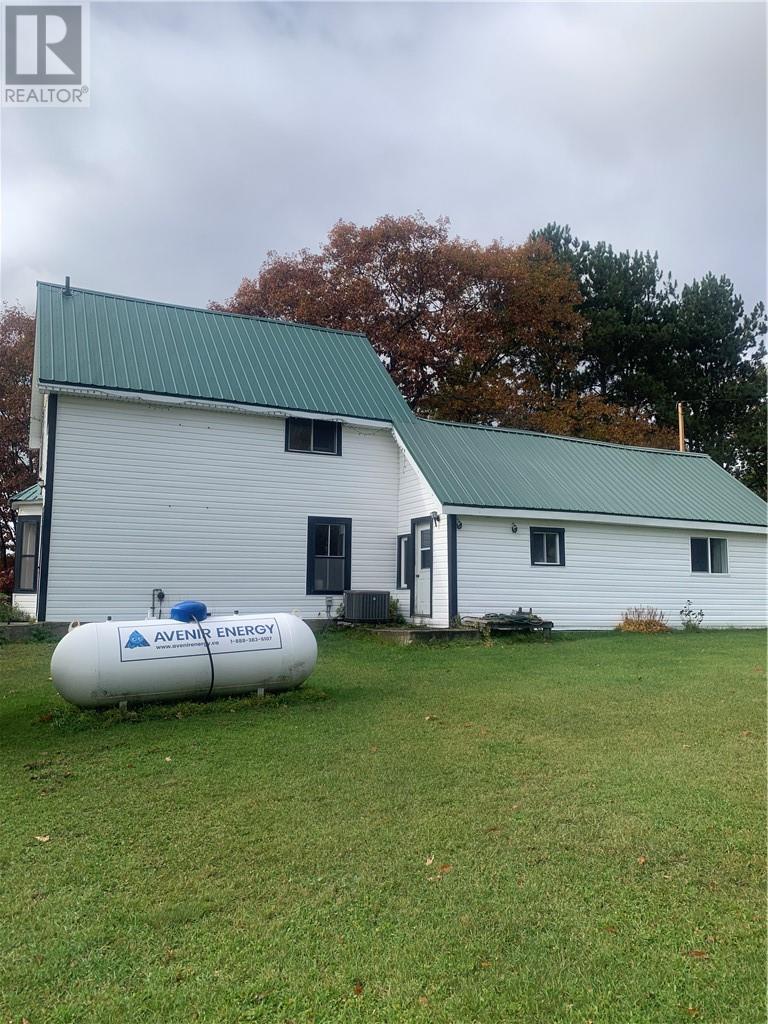 465 Highway 17, Walford, Ontario  P0P 2E0 - Photo 3 - 2130962