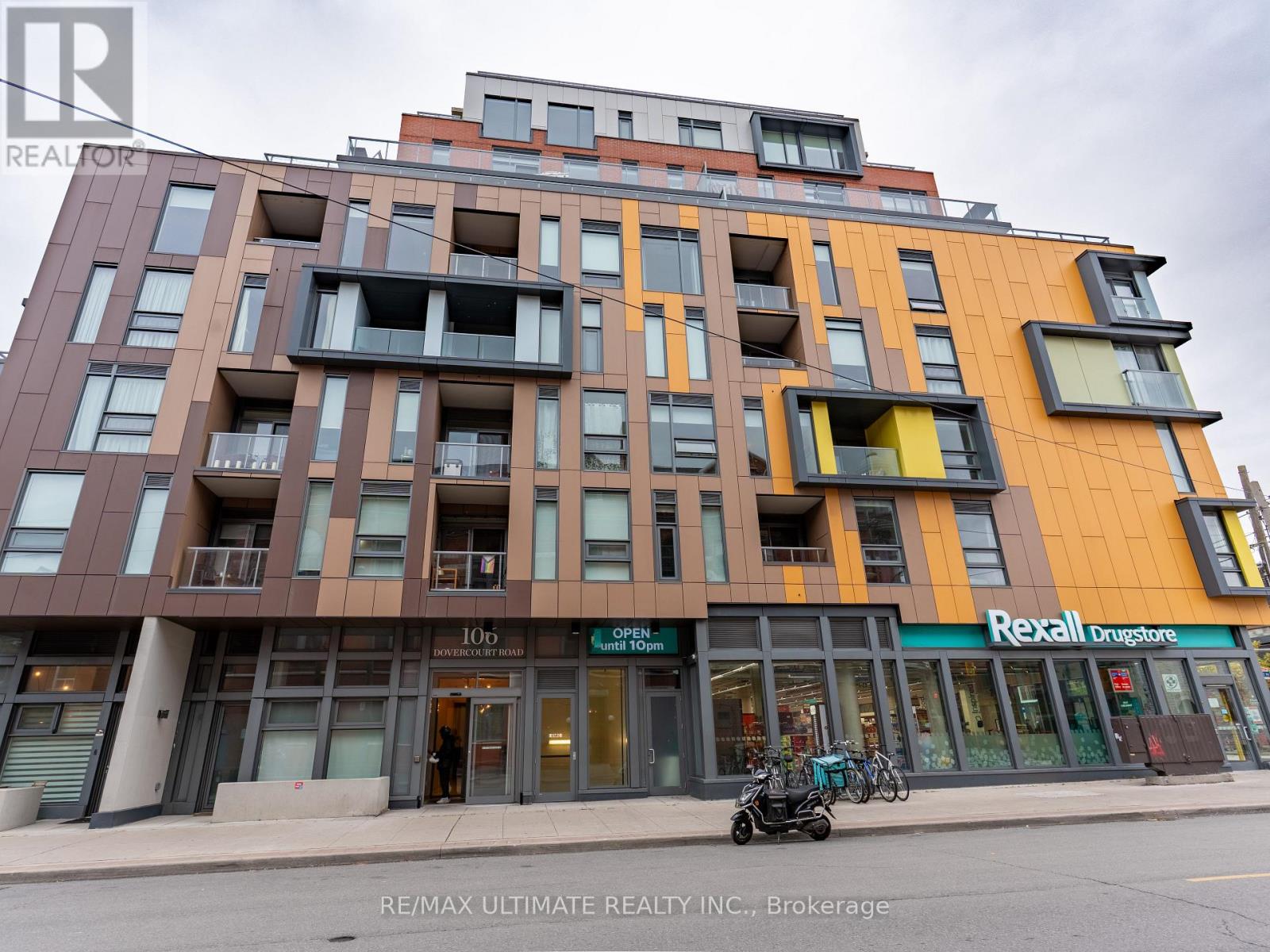 203 - 106 Dovercourt Road, Toronto, Ontario  M6J 0G4 - Photo 3 - C14092776