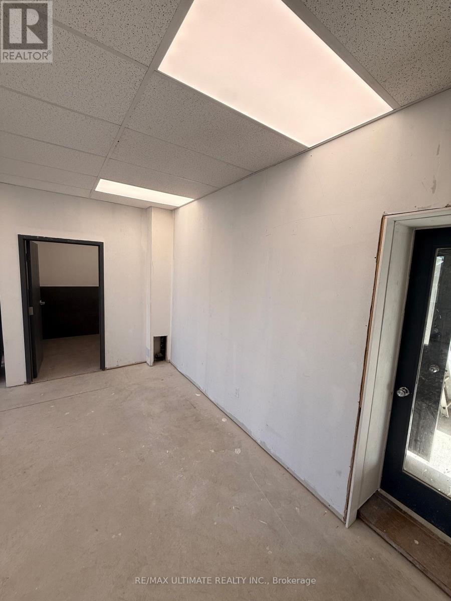 3 - 18582 Yonge Street, East Gwillimbury, Ontario  L9N 0J4 - Photo 4 - N13879586