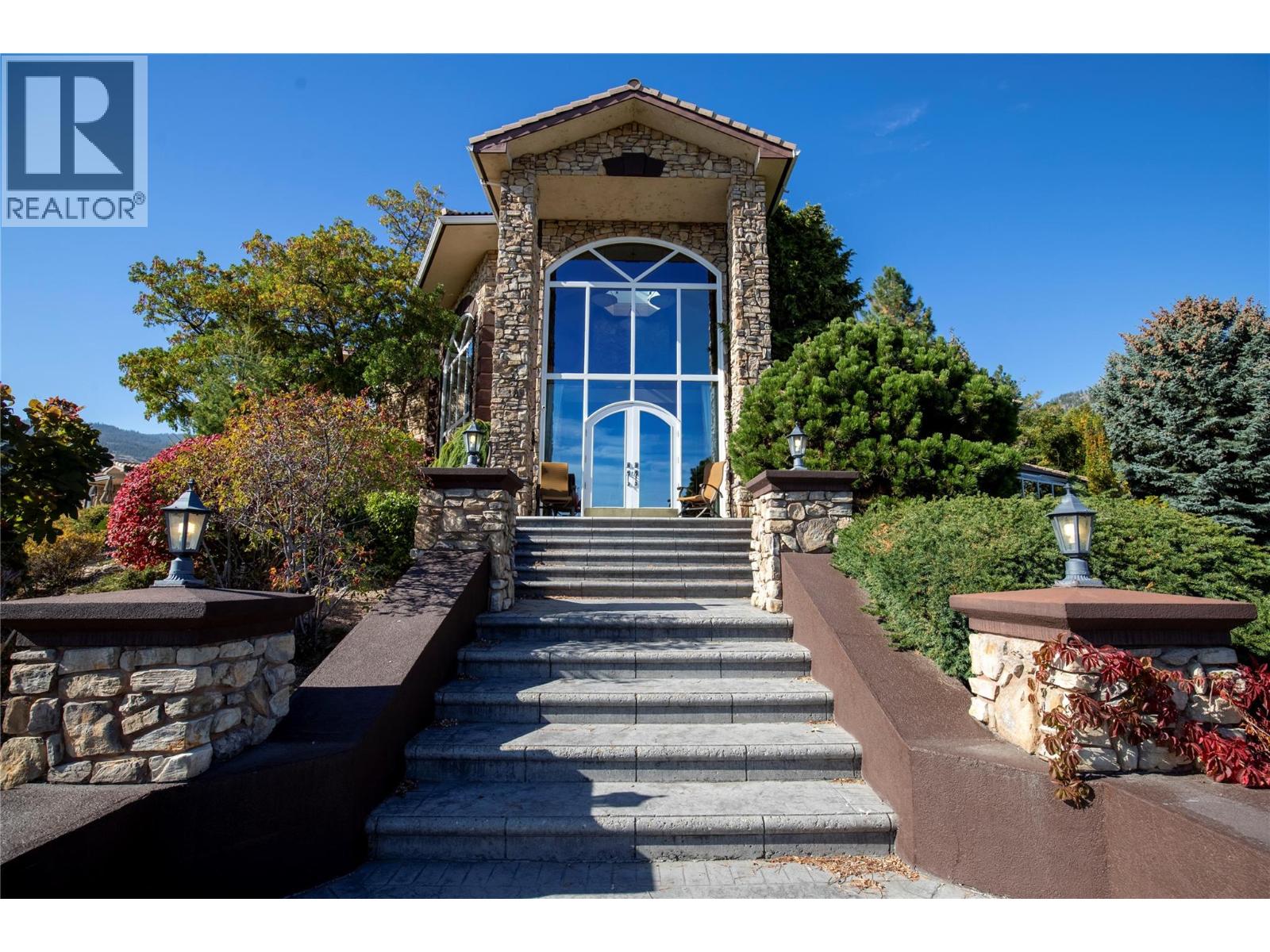 2802 West Bench Drive, Penticton, British Columbia  V2A 8Z8 - Photo 3 - 10401987