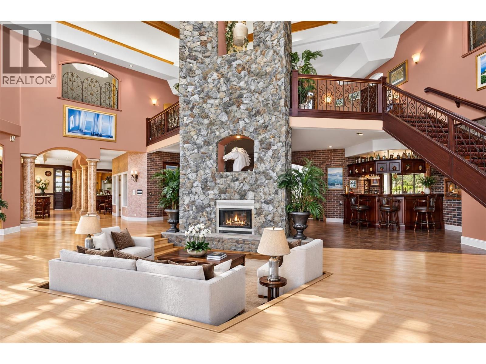 2802 West Bench Drive, Penticton, British Columbia  V2A 8Z8 - Photo 4 - 10401987