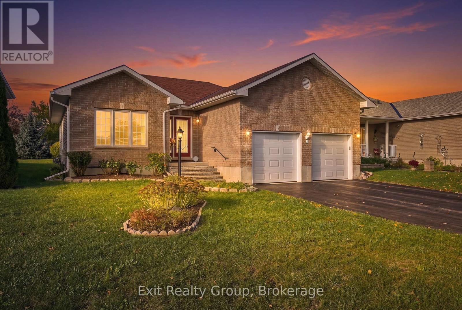 17 ALETHA DRIVE, Prince Edward County, Ontario