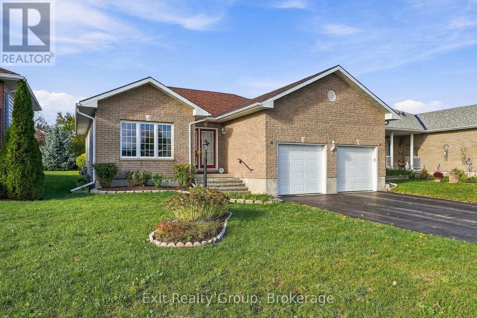17 Aletha Drive, Prince Edward County, Ontario  K0K 3L0 - Photo 2 - X14095146