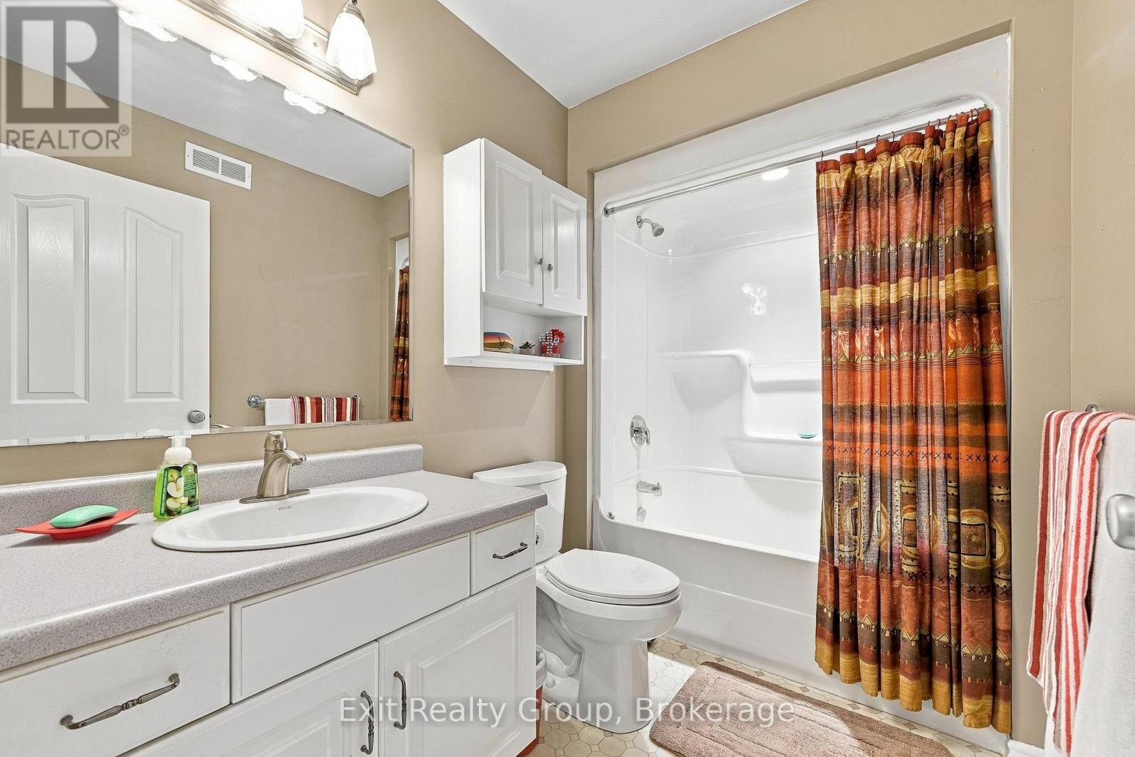 17 Aletha Drive, Prince Edward County, Ontario  K0K 3L0 - Photo 24 - X14095146