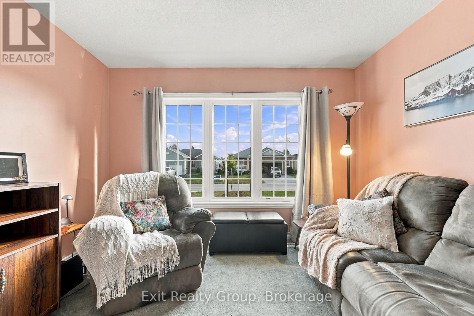17 Aletha Drive, Prince Edward County, Ontario  K0K 3L0 - Photo 7 - X14095146