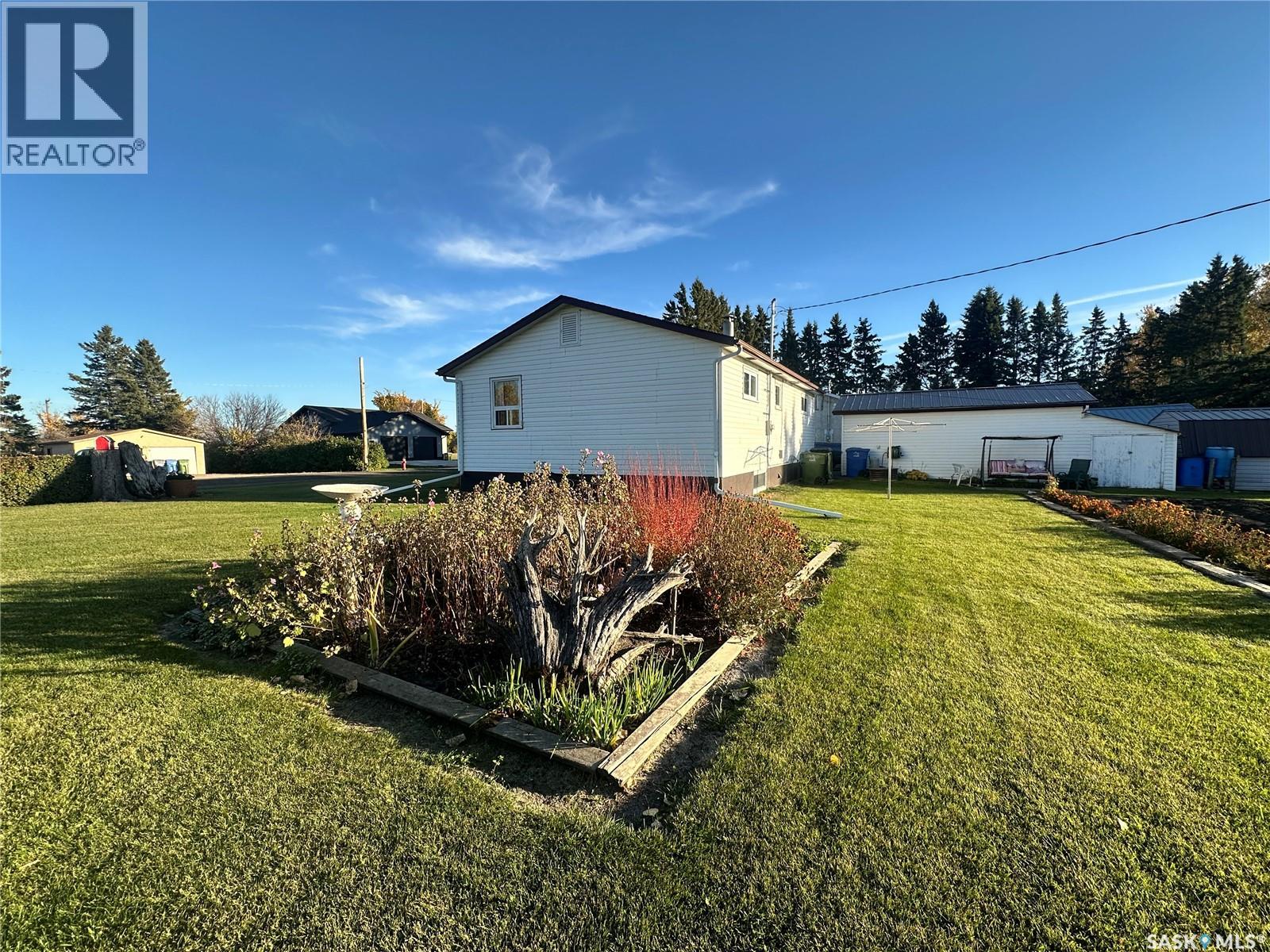 50 Rae Avenue, Yorkton, Saskatchewan  S3N 3L4 - Photo 3 - SK051469