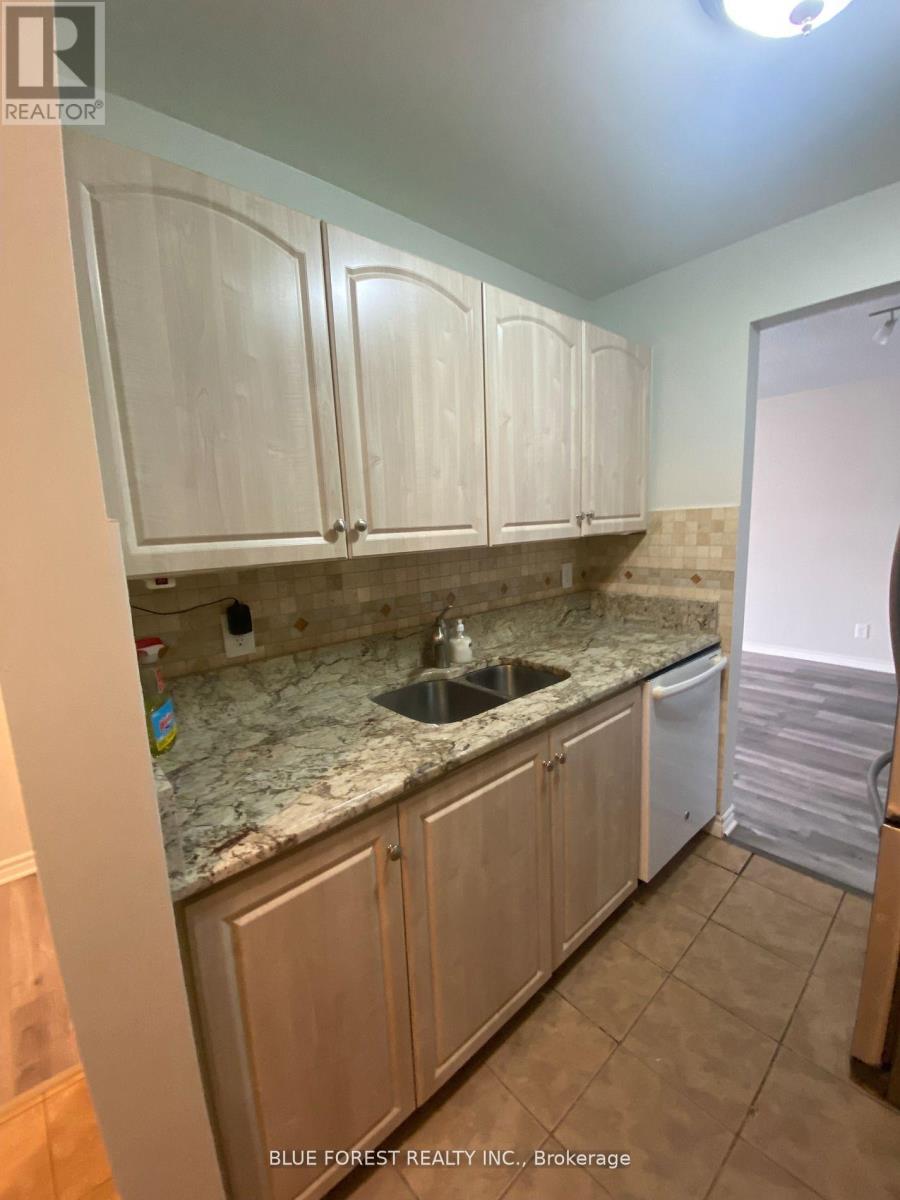737 201 Crescent, London South, Ontario  N5Z 4X9 - Photo 8 - X14095172