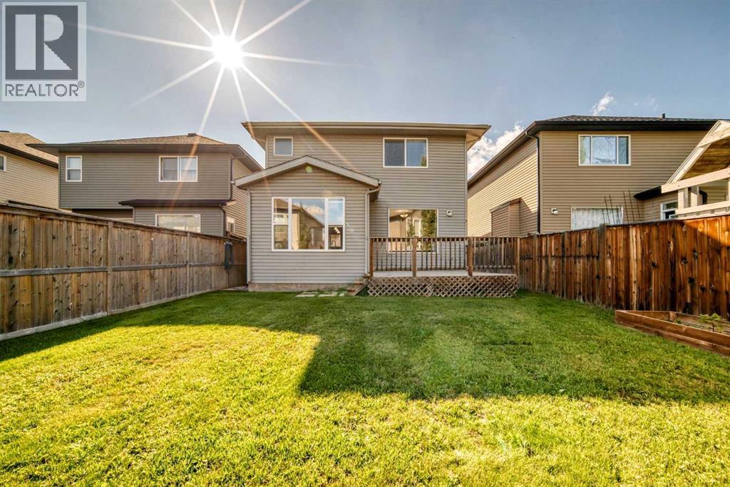 36 Auburn Bay Avenue SE
