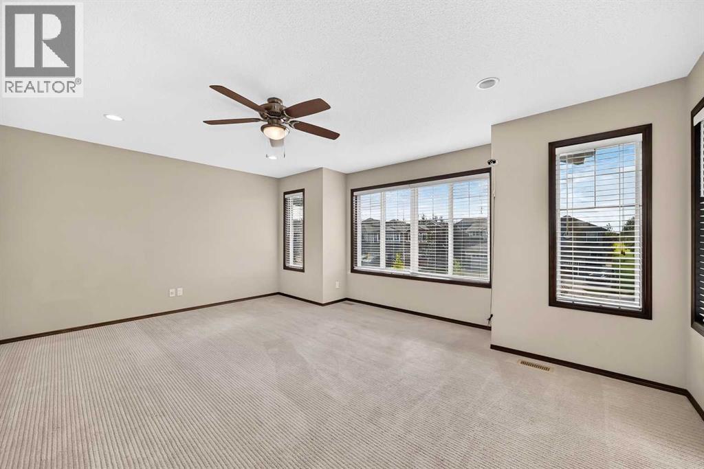 36 Auburn Bay Avenue SE