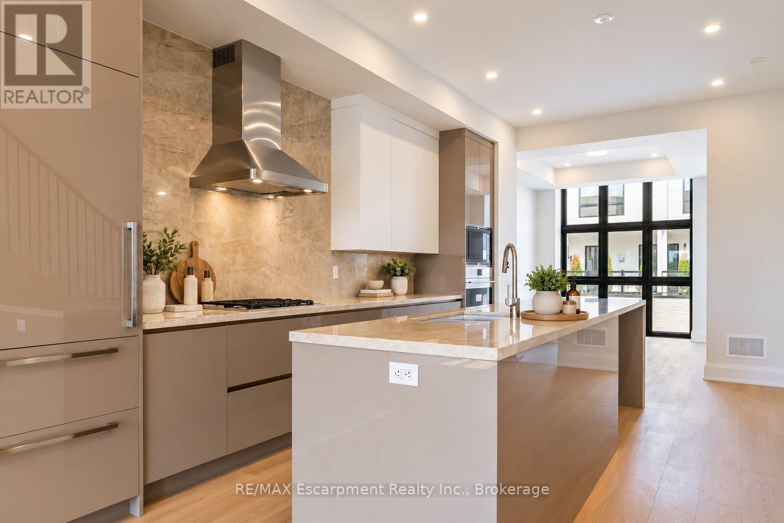 4 - 138 East Street, Oakville, Ontario  L6L 0H9 - Photo 6 - W13869788