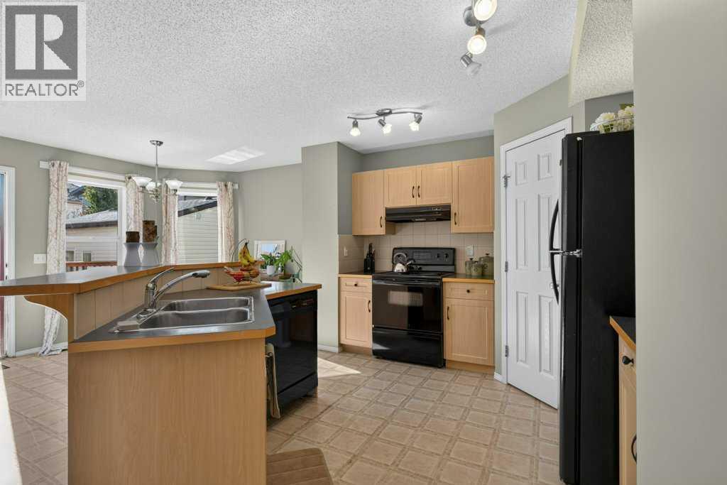 11 Cimarron Meadows Bay