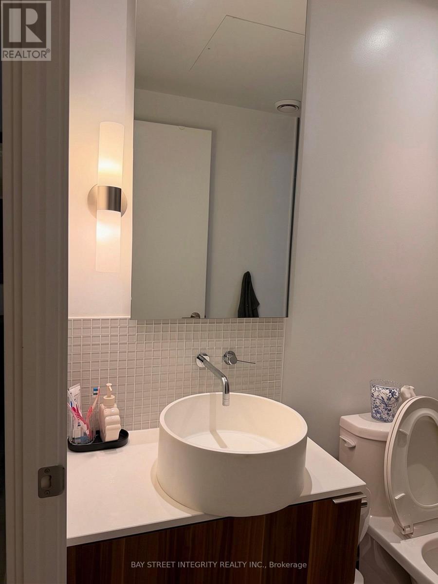 2607 - 185 Roehampton Avenue, Toronto, Ontario  M4P 0C6 - Photo 12 - C14095140