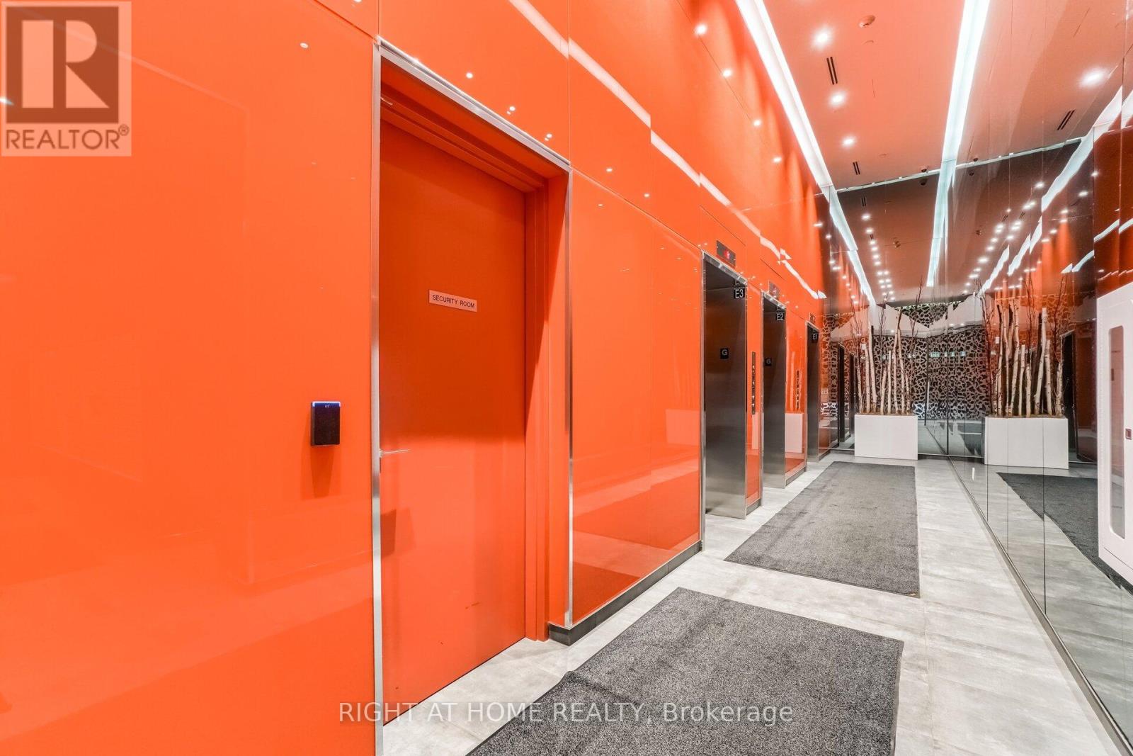 1407 - 60 Colborne Street, Toronto, Ontario  M5E 0B7 - Photo 6 - C14095284