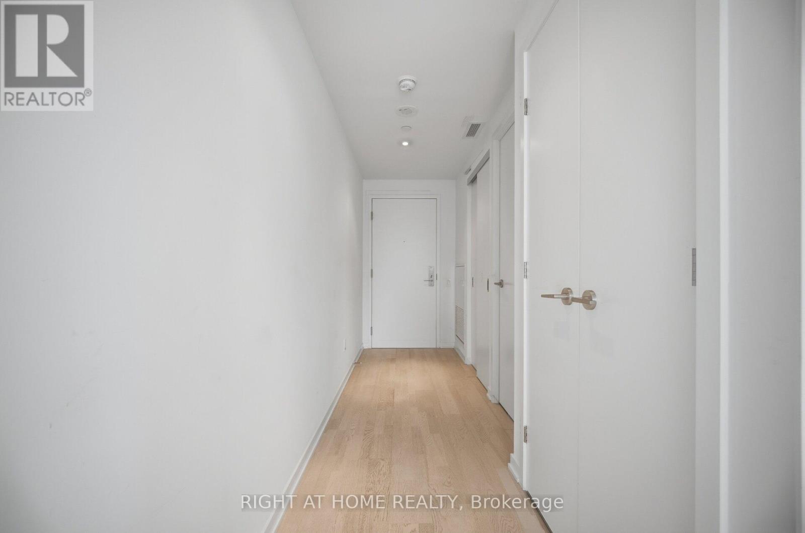 1407 - 60 Colborne Street, Toronto, Ontario  M5E 0B7 - Photo 9 - C14095284