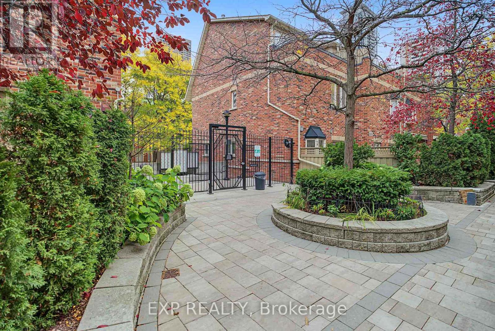 323 - 21 Earl Street, Toronto, Ontario  M4Y 3C8 - Photo 21 - C14095342