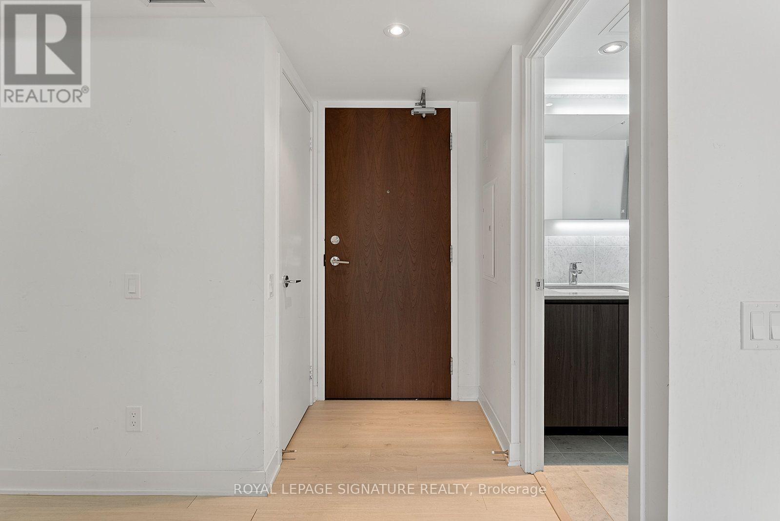 508 - 80 Queens Wharf Road, Toronto, Ontario  M5V 0J3 - Photo 2 - C14095354