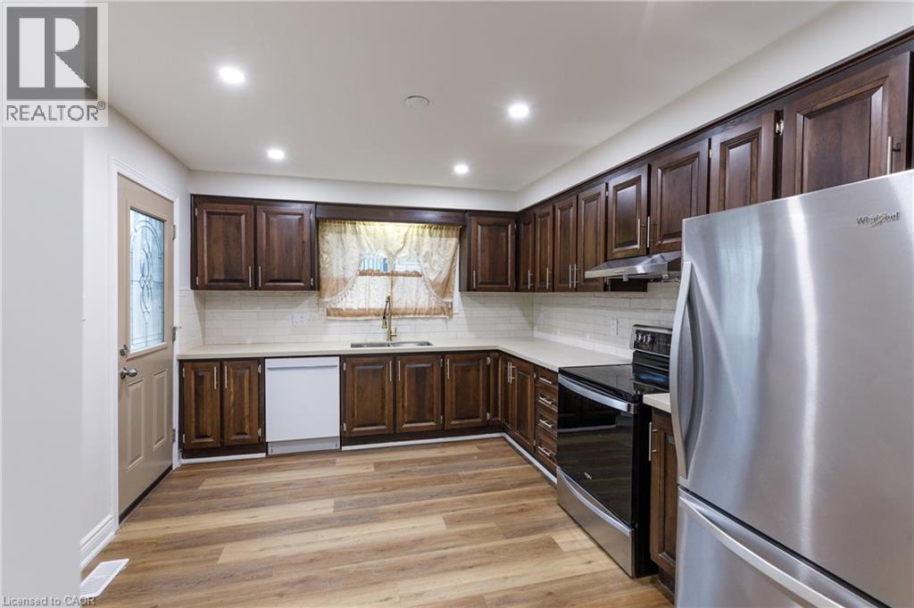 11 Algonquin Court Unit# Upper, Hamilton, Ontario  L8T 4T2 - Photo 6 - 40872528