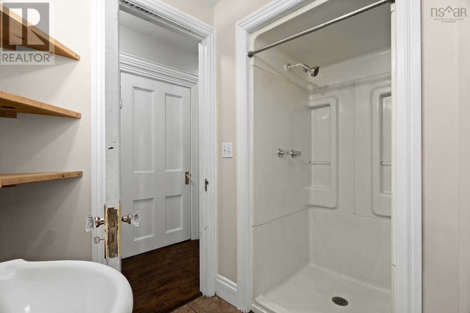 2556 Gottingen Street, Halifax, Nova Scotia  B3K 3C4 - Photo 15 - 202626182