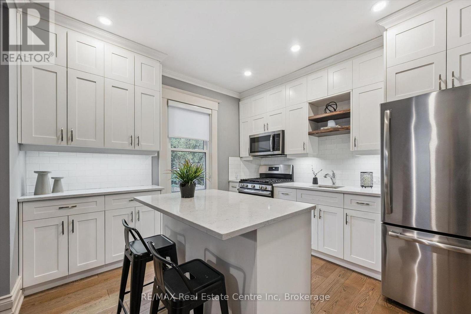 11 Neeve Street, Guelph, Ontario  N1H 4B8 - Photo 9 - X14095294