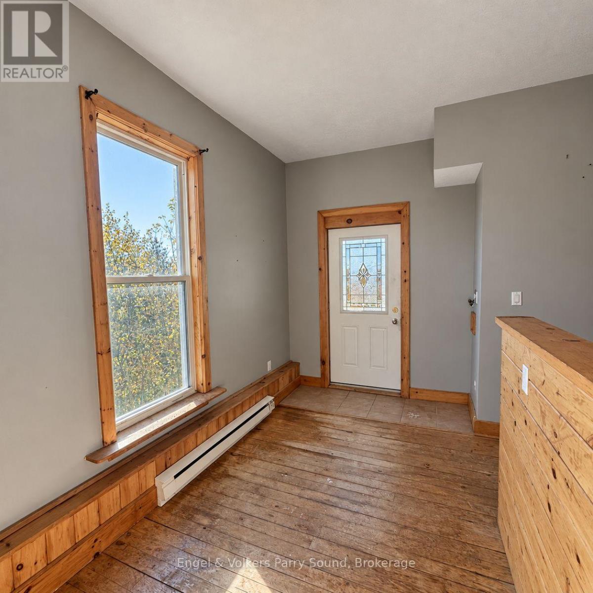 203 - 84 Great North Road, Parry Sound, Ontario  P2A 2N8 - Photo 2 - X14095360