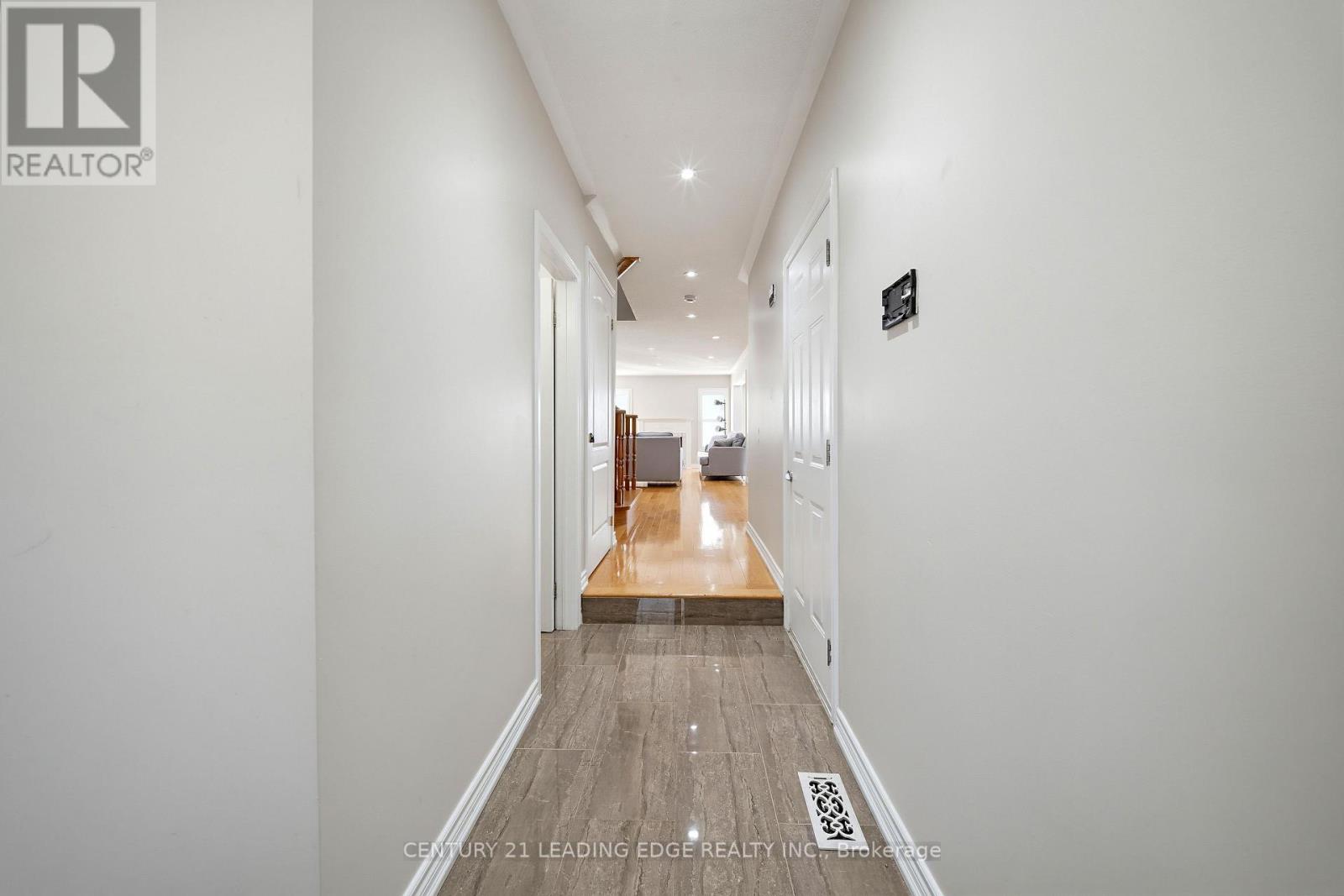 13 Boulderbrook Drive, Toronto, Ontario  M1X 2B9 - Photo 7 - E14095244
