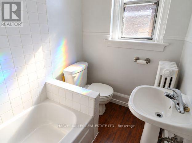 7 - 2220 Queen Street E, Toronto, Ontario  M4E 1E9 - Photo 9 - E14095256