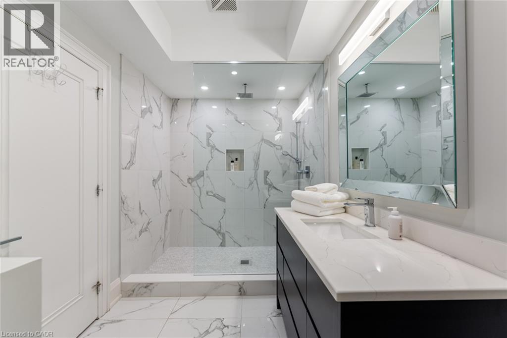 1394 Waverly Avenue, Oakville, Ontario  L6L 2S3 - Photo 43 - 40871522