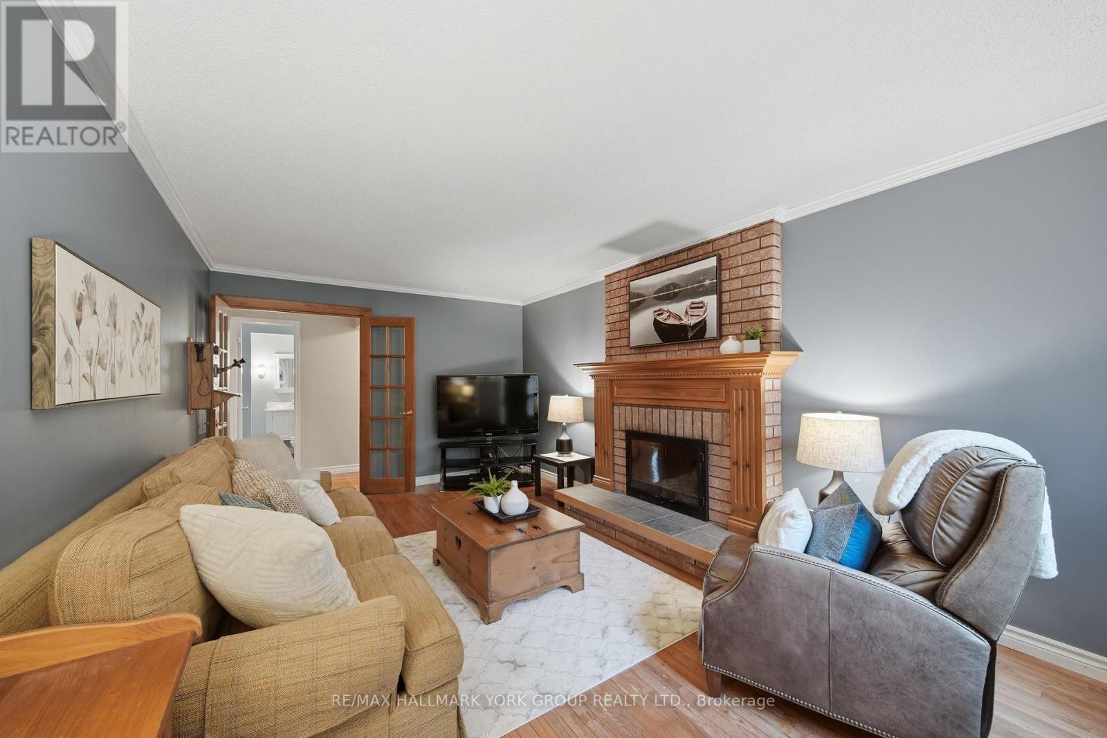 38 Lanewood Drive, Aurora, Ontario  L4G 4T8 - Photo 17 - N14095358