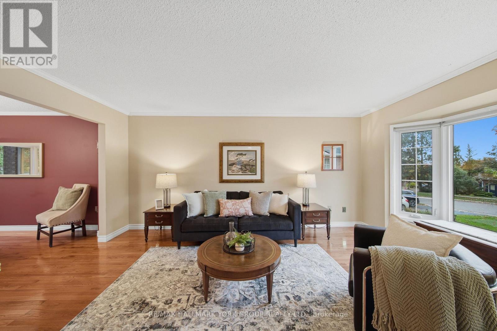 38 Lanewood Drive, Aurora, Ontario  L4G 4T8 - Photo 4 - N14095358