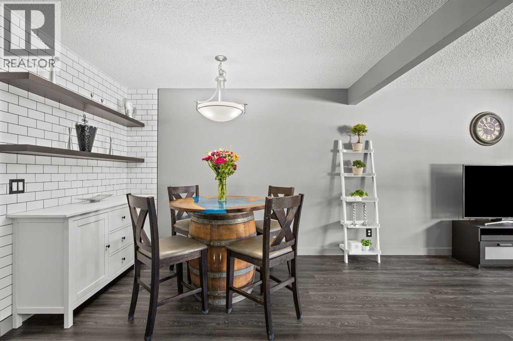 116 Royal Birch Mount Nw, Calgary, Alberta  T3G 5W9 - Photo 10 - A2352473