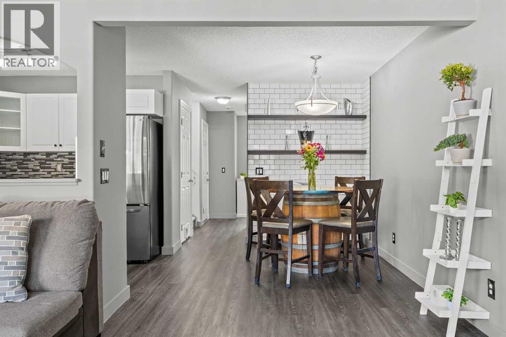 116 Royal Birch Mount Nw, Calgary, Alberta  T3G 5W9 - Photo 7 - A2352473