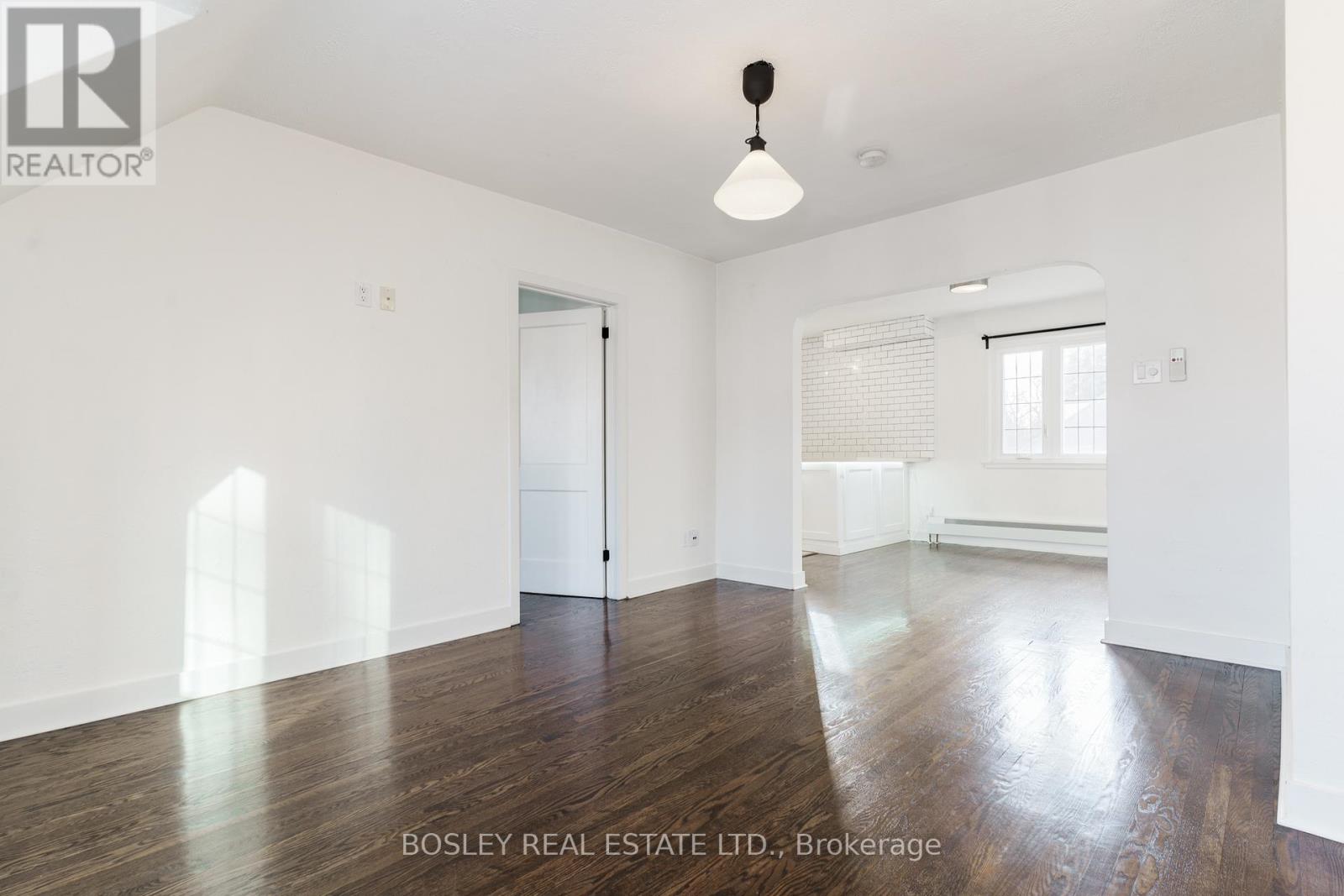 5 - 308 S Kingsway Road, Toronto (High Park-Swansea), Ontario  M6S 3T9 - Photo 8 - W14095286