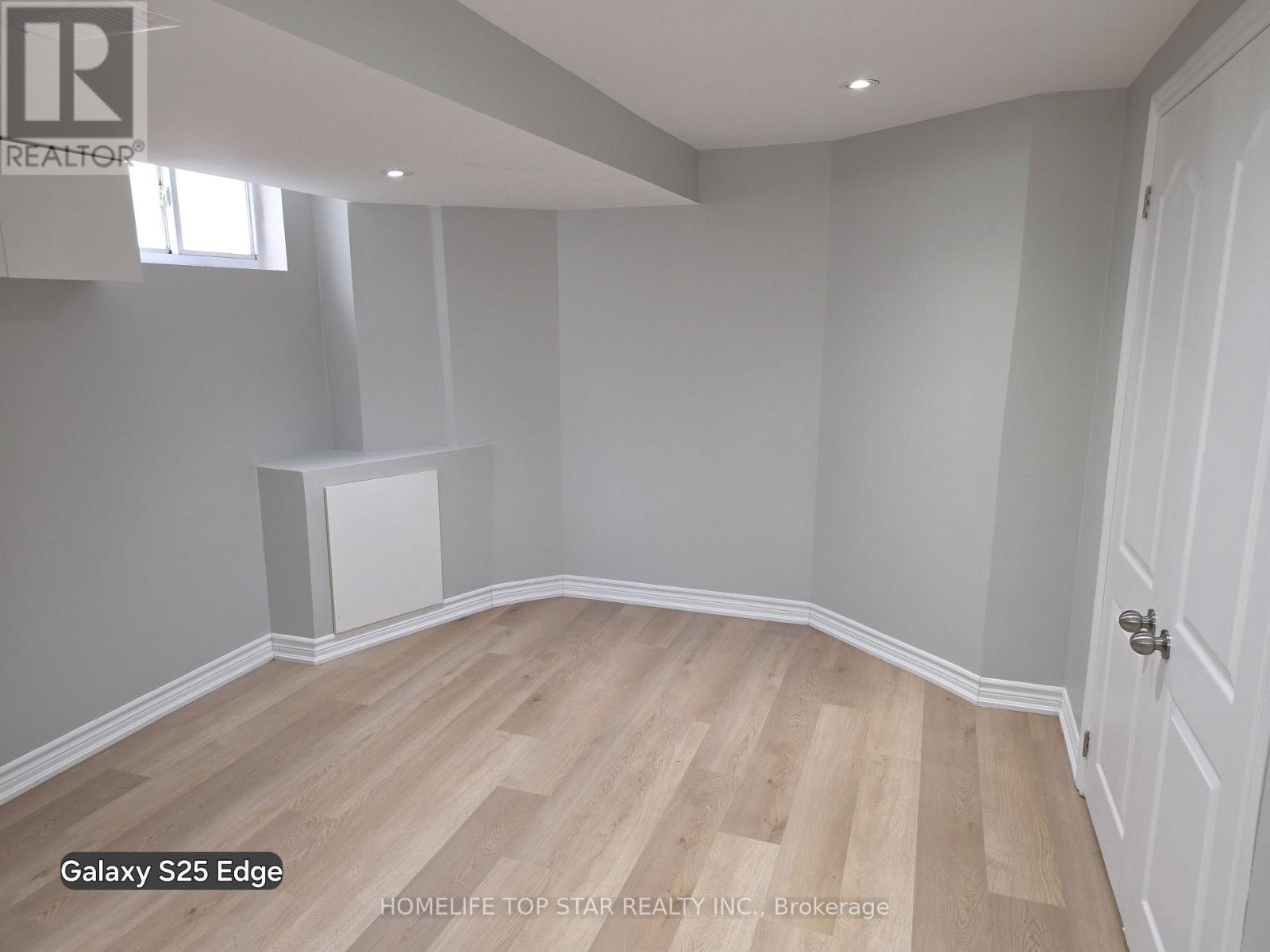 255 West 5th Street, Hamilton, Ontario  L9C 3N9 - Photo 4 - X14095382