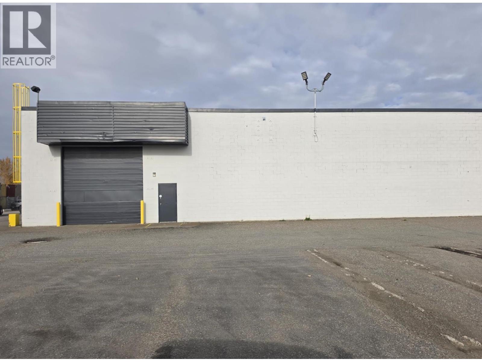 922 GREAT STREET